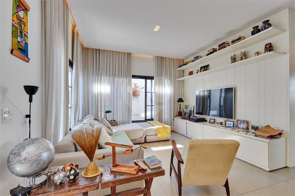 Casa Térrea à venda com 3 suítes em Alto da Boa Vista, São Paulo, SP