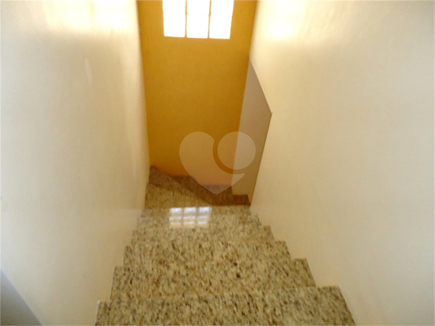 Sobrado à venda com 3 quartos, sendo 1 suíte, em Jardim Peri, São Paulo, SP