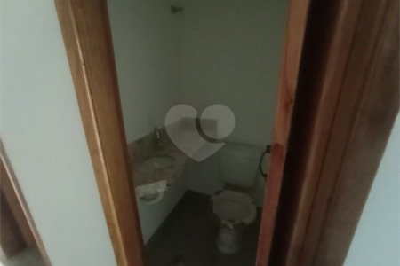 Sobrado à venda com 3 suítes em Vila Gustavo, São Paulo, SP