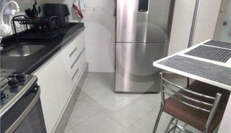 Apartamento à venda com 3 quartos, sendo 1 suíte, em Sítio Pinheirinho, São Paulo, SP