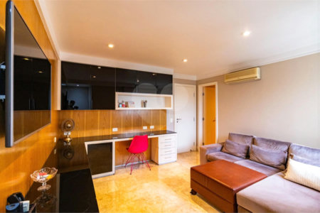 Apartamento para alugar com 4 suítes em Vila Andrade, São Paulo, SP