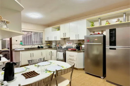 Casa de Vila à venda com 4 quartos, sendo 2 suítes,  em Botafogo, Rio de Janeiro, RJ