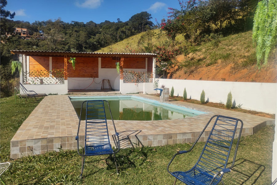 Casa à venda ou para alugar com 3 suítes em Juqueri Mirim, Mairiporã, SP