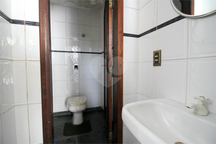 Casa à venda com 5 quartos, sendo 3 suítes, em Jardim São Bento, São Paulo, SP