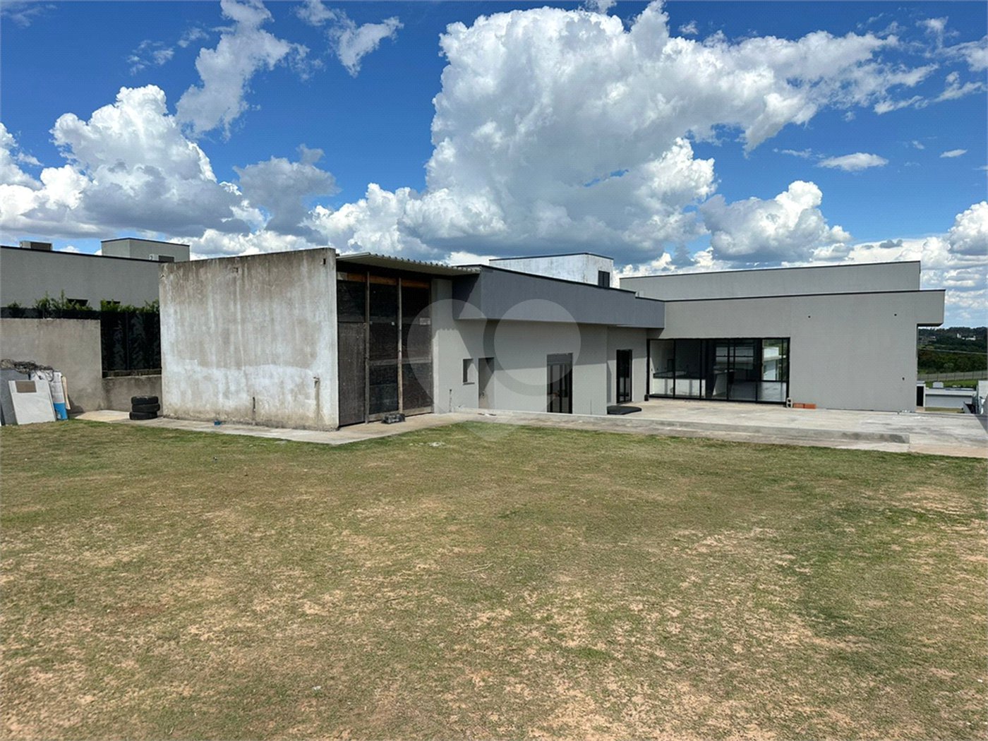 Casa à venda com 4 suítes no condomínio Quintas da Terracota, Indaiatuba - SP