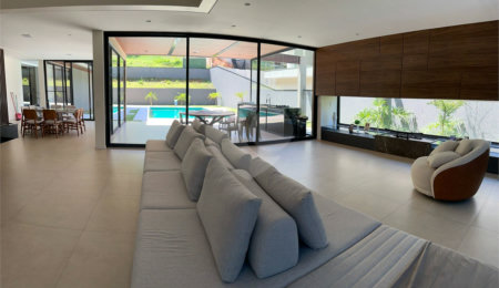 Casa à venda com 5 suítes no condomínio Porto de Atibaia, Atibaia - SP