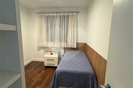 Apartamento à venda com 3 suítes em Vila Suzana, São Paulo, SP