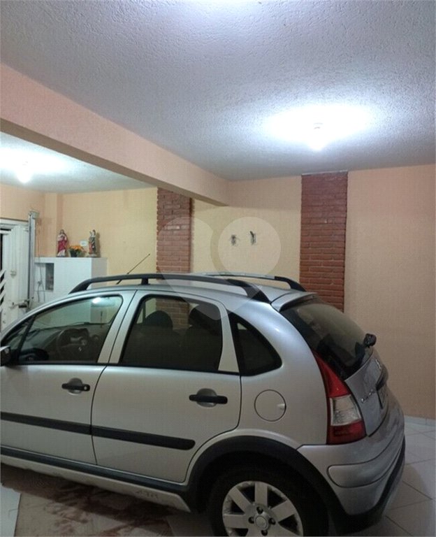 Sobrado à venda com 2 quartos em Jardim Santa Emília, São Paulo, SP