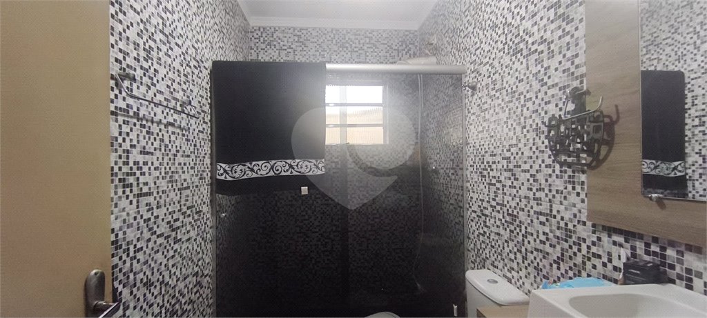 Casa à venda com 3 quartos, sendo 1 suíte,  em Jardim Vila Galvão, Guarulhos, SP