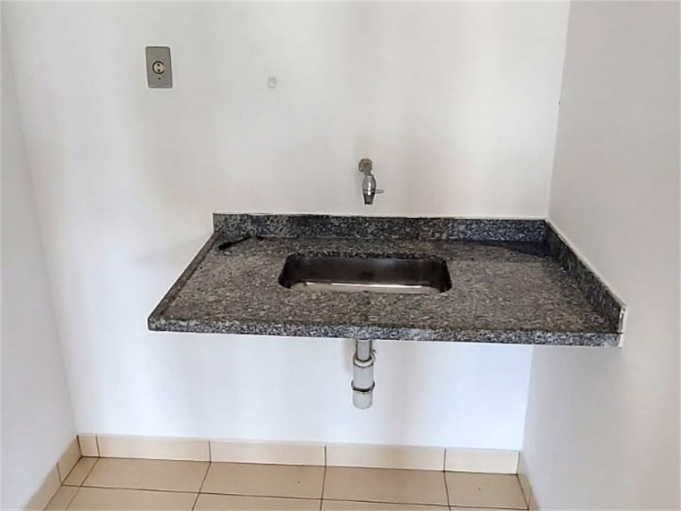 Sala Comercial para venda e locação, Centro, Santos - SA0054.