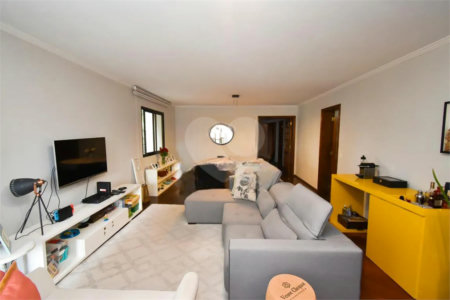 Apartamento à venda com 3 quartos, sendo 1 suíte, em Vila Maria Alta, São Paulo, SP