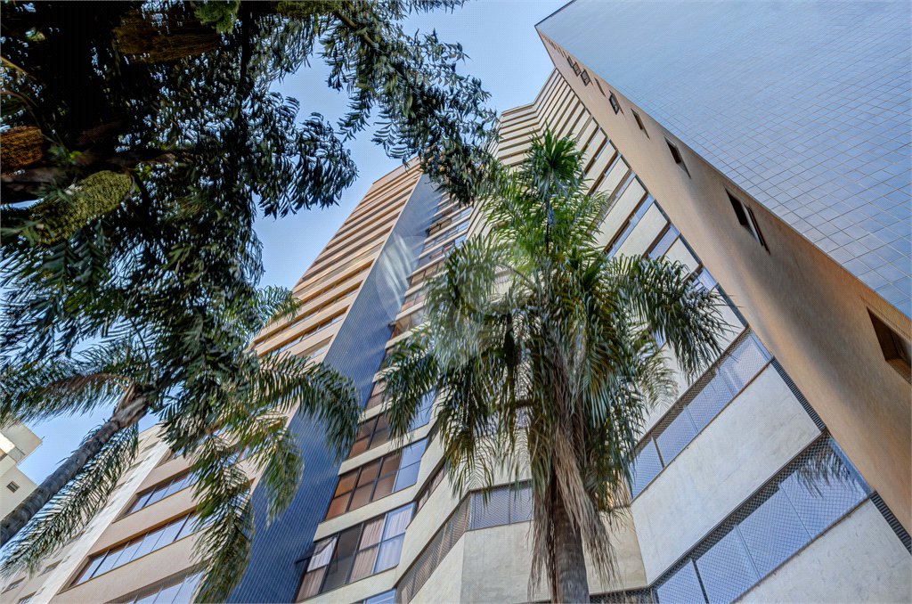Apartamento à venda com 4 suítes em Moema, São Paulo, SP