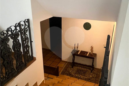 Casa à venda com 5 quartos, sendo 4 suítes, em Parque Maria Helena, São Paulo, SP