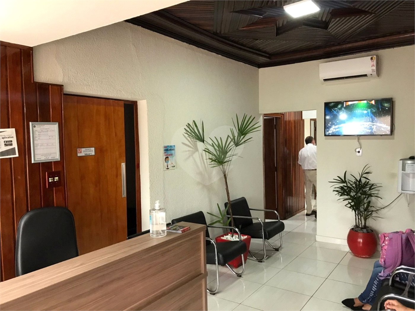 Sala Comercial em Ibaté/SP.