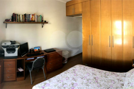 Sobrado à venda com 3 quartos, sendo 1 suíte, em Campo Grande, São Paulo, SP