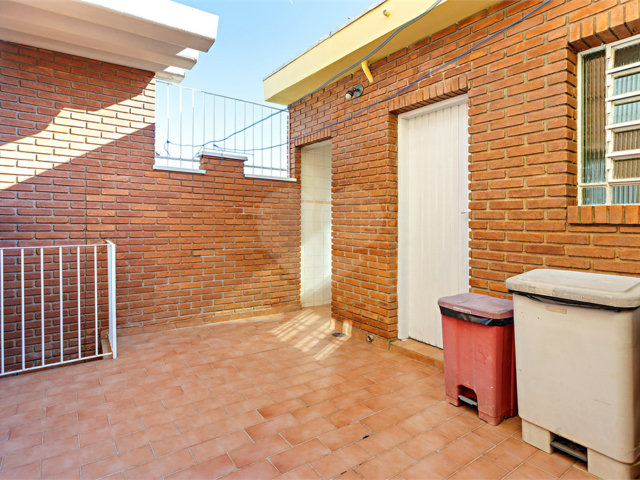 Sobrado à venda com 2 quartos, sendo 1 suíte,  em Interlagos, São Paulo, SP