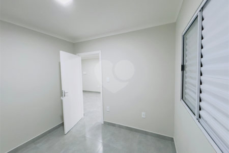 Apartamento à venda com 2 quartos em Lopes de Oliveira, Sorocaba, SP
