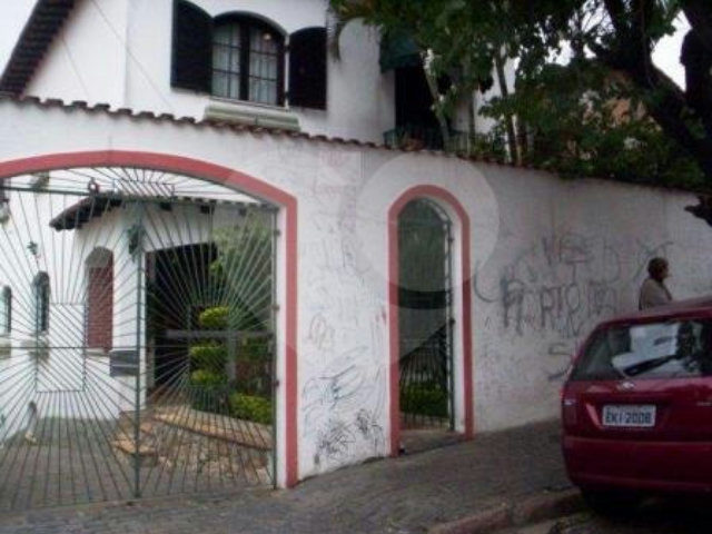Sobrado à venda com 3 suítes em Água Fria, São Paulo, SP