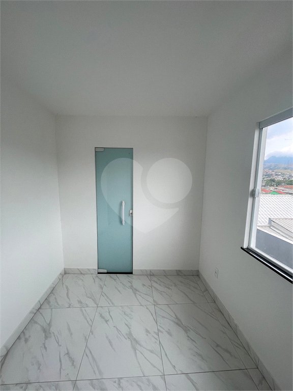 Duplex à venda com 2 suítes em Santíssimo, Rio de Janeiro, RJ