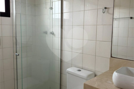 Apartamento à venda com 3 quartos, sendo 1 suíte, no Centro, Suzano, SP
