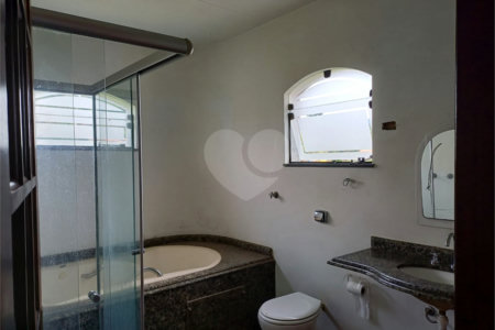 Casa à venda com 3 quartos, sendo 1 suíte, em Alpes D'ouro, Bom Jesus dos Perdões, SP