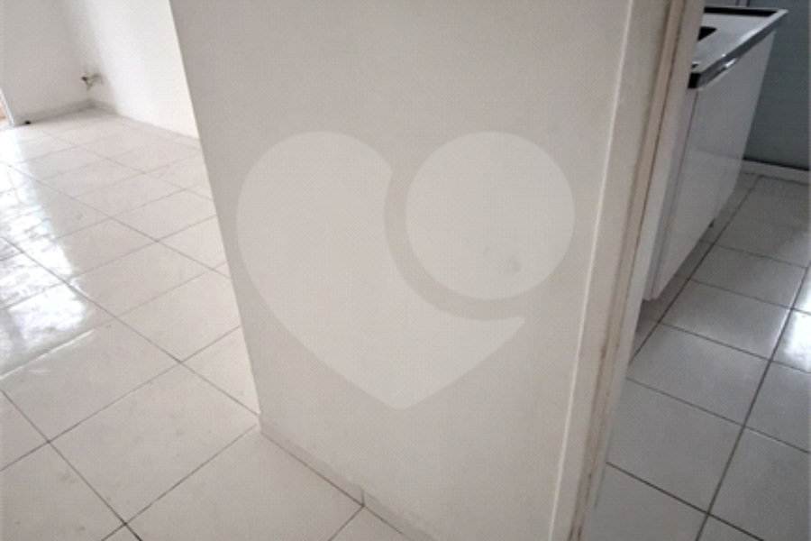 Apartamento à venda com 3 quartos, sendo 1 suíte, em Vila Guilherme, São Paulo, SP