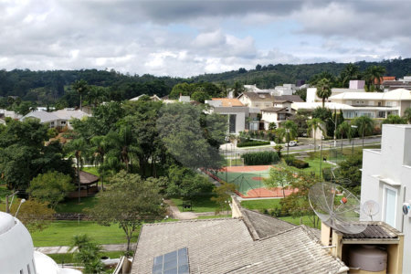 Casa à venda com 4 suítes no condomínio Real Park, Mogi das Cruzes - SP
