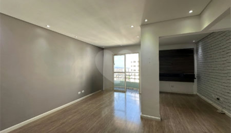 Apartamento à venda com 3 quartos, sendo 1 suíte,  em Gopoúva, Guarulhos, SP