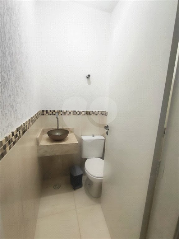 Casa à venda com 4 quartos, sendo 1 suíte, em Ivoturucaia, Jundiaí, SP