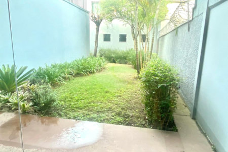 Casa à venda com 5 quartos, sendo 2 suítes, em Indianópolis, São Paulo, SP