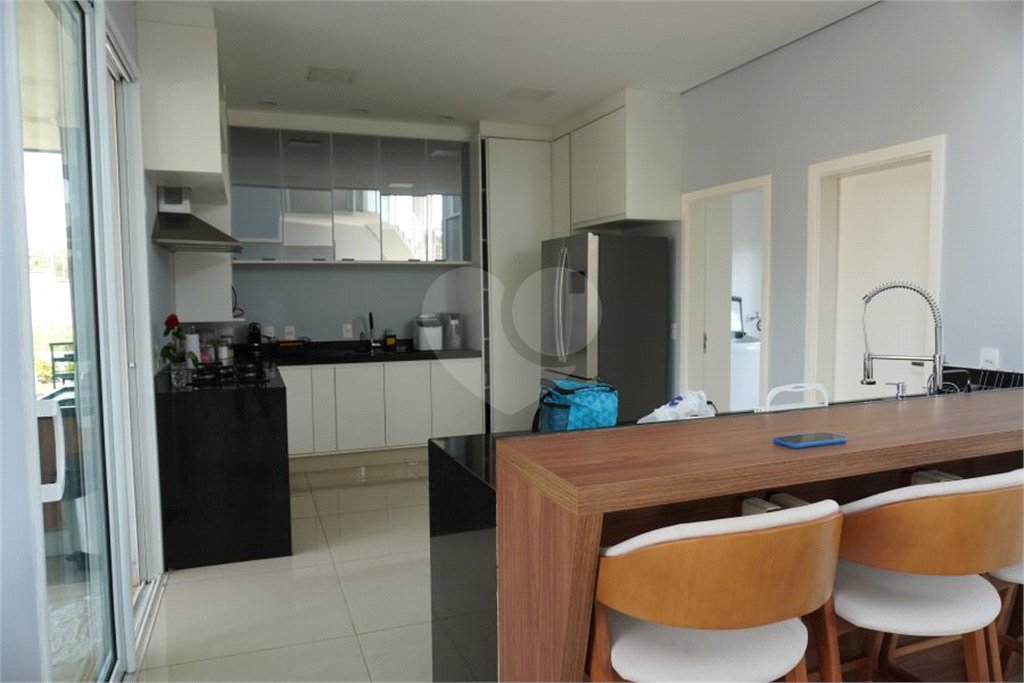 Casa à venda com 4 suítes no condomínio Fazenda Palmeiras Imperiais, Salto - SP