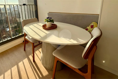 Apartamento à venda com 1 suíte em Cerqueira César, São Paulo, SP