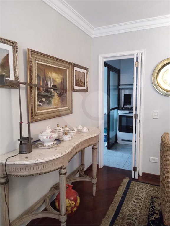 Apartamento à venda com 3 quartos, sendo 2 suítes,  em Campo Belo, São Paulo, SP