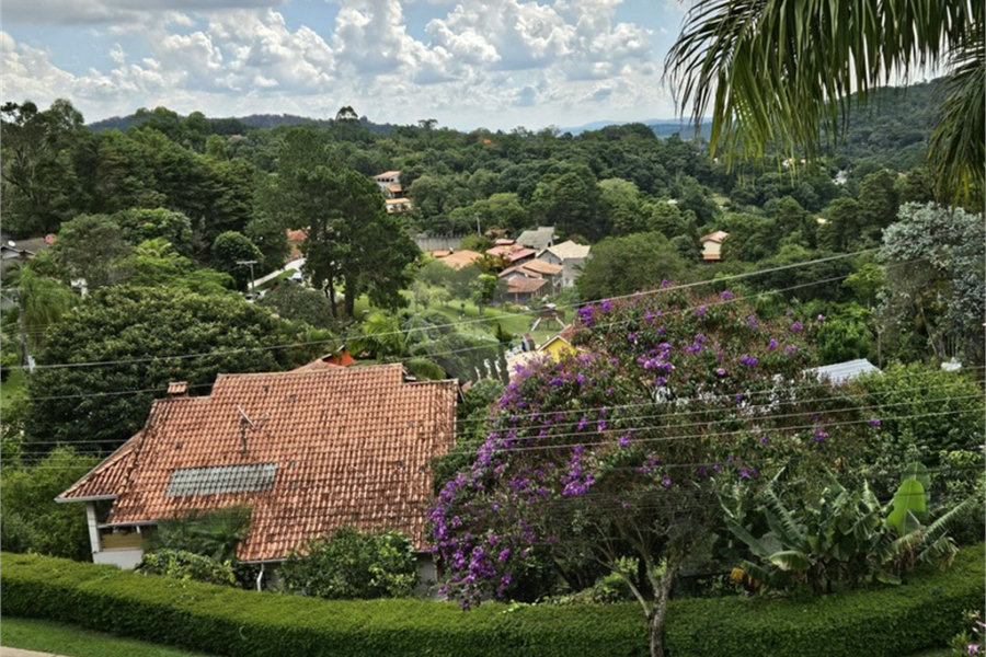 Casa à venda com 3 quartos, sendo 1 suíte, no condomínio Clube de Campo Fazenda Tabarã, Mairiporã - SP