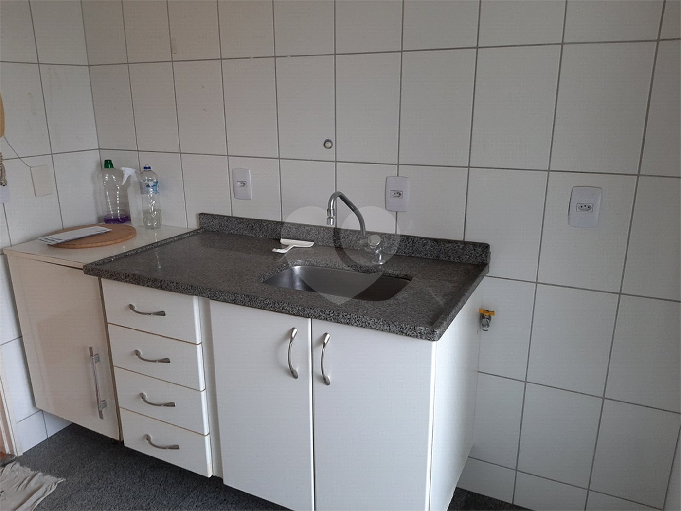 Apartamento à venda ou para alugar com 3 quartos, sendo 1 suíte,  em Vila Suzana, São Paulo, SP