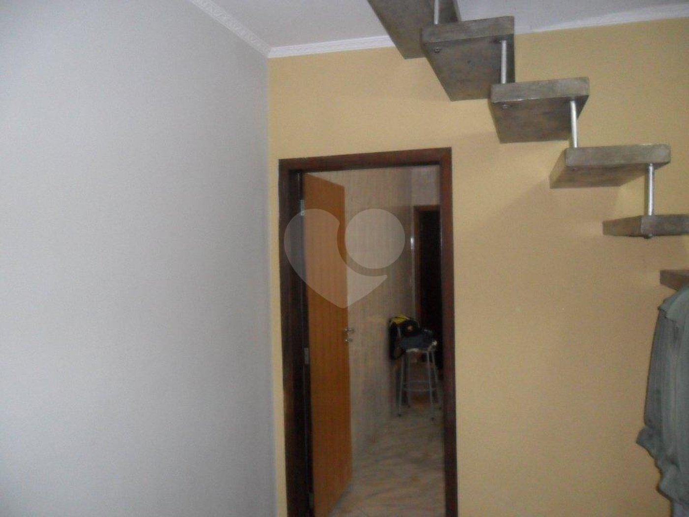 Sobrado à venda com 3 quartos, sendo 1 suíte, em Vila Romero, São Paulo, SP