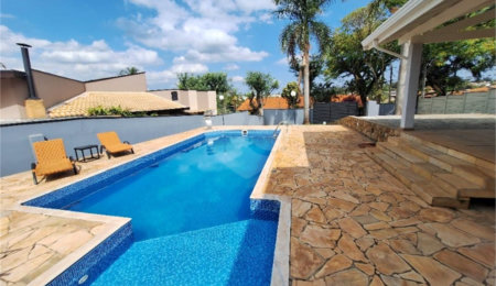 Casa à venda com 3 suítes no condomínio Vinhas da Vista Alegre Sede, Vinhedo - SP