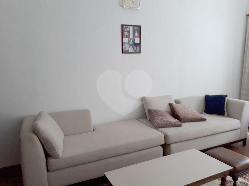 Casa à venda com 3 quartos em Vila Romana, São Paulo, SP