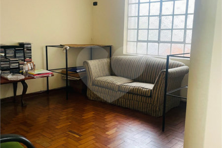 Casa com amplo espaço no coração da Saúde – São Paulo