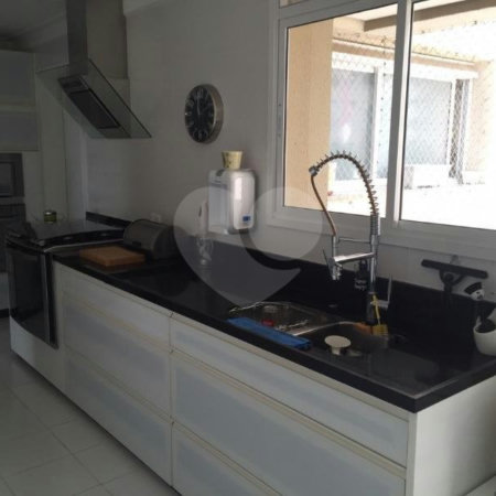 Apartamento à venda com 4 quartos, sendo 3 suítes, em Vila Andrade, São Paulo, SP