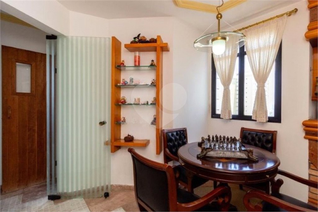 Apartamento à venda com 6 quartos, sendo 1 suíte, em Parque da Mooca, São Paulo, SP