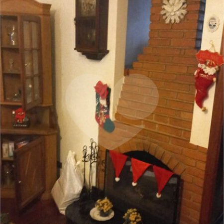 Casa à venda ou para alugar com 5 quartos, sendo 1 suíte,  em Vila Oliveira, Mogi das Cruzes, SP