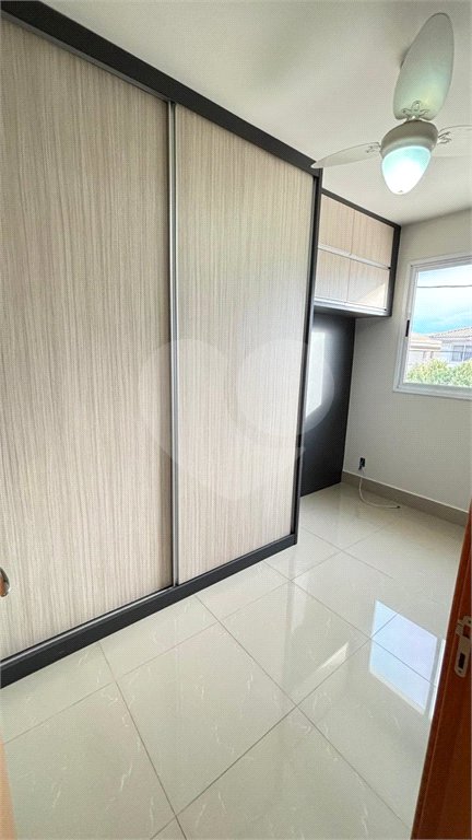 Casa à venda com 3 quartos, sendo 1 suíte, no condomínio Solar das Torres, Cuiabá - MT