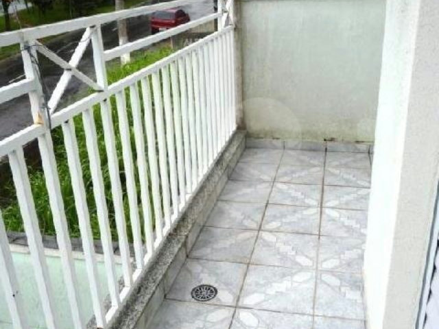 Sobrado à venda com 3 quartos, sendo 1 suíte,  em Parque Continental II, Guarulhos, SP