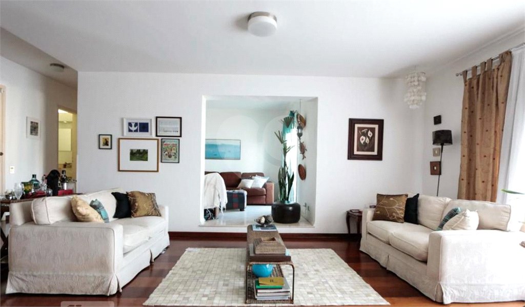 Apartamento à venda com 3 suítes em Vila Morumbi, São Paulo, SP