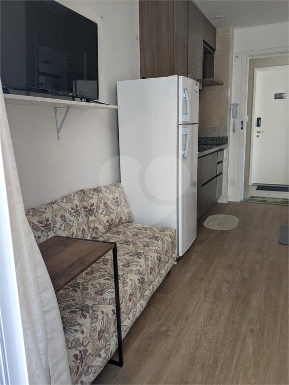 Bela Vista ! Studio novo 2400,00 !