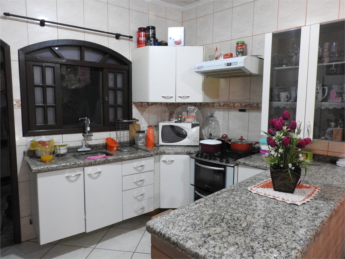 Excelente oportunidade de investimento Sobrado e Salão comercial 229,61m² no bairro Canjica, Terra Preta - Mairiporã/SP