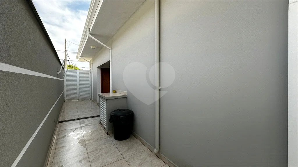 Casa térrea à venda em condomínio fechado em Piracicaba