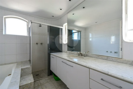 Apartamento à venda com 3 quartos, sendo 1 suíte, em Granja Julieta, São Paulo, SP