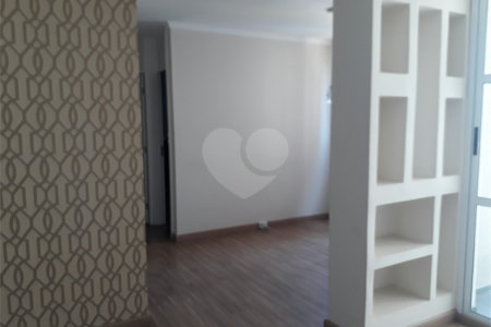 Ótimo apartamento Na rua Newton Prado no Bom Retiro